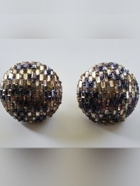 Rhinestone Dome/Button Earrings - Vintsge Style